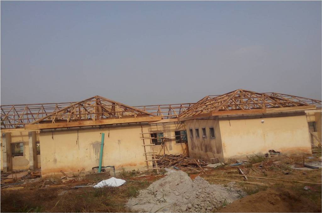 Monthly Progress Report (PRG): Rehabilitation of 1No. 8-Man Rank & File Quarters at Owu-Ijebu, Ogun State.: LotNo F180118; 2018